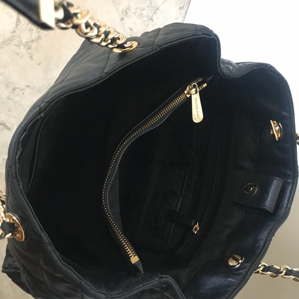 Handbag - Picture 2 of 3